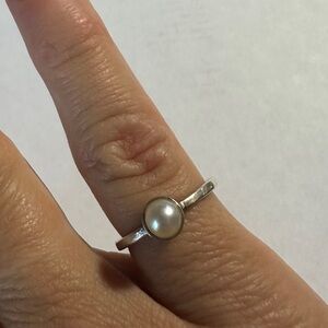 Elegant Silpada Silver Pearl Ring